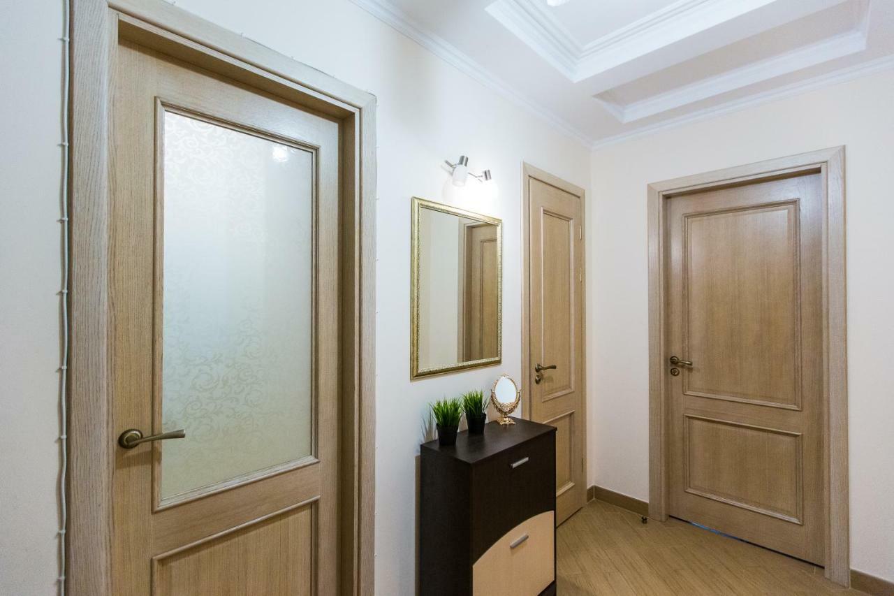 3 Rooms Apartments In The City Centr Lviv Kültér fotó