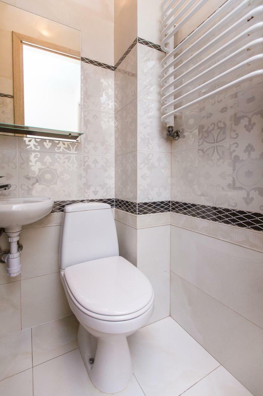 3 Rooms Apartments In The City Centr Lviv Kültér fotó